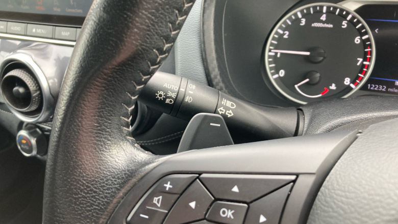 Nissan Juke 1.0 DiG-T N-Connecta 5dr DCT Petrol Hatchback